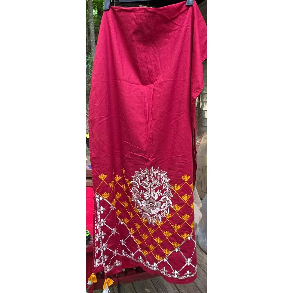 NWT Khaadi 100% Cotton Embroidered Dupatta / Scarf Tassel Detail – Red/Magenta